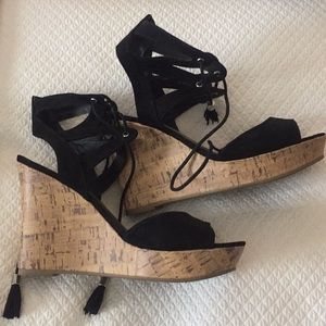 LACE UP WEDGES